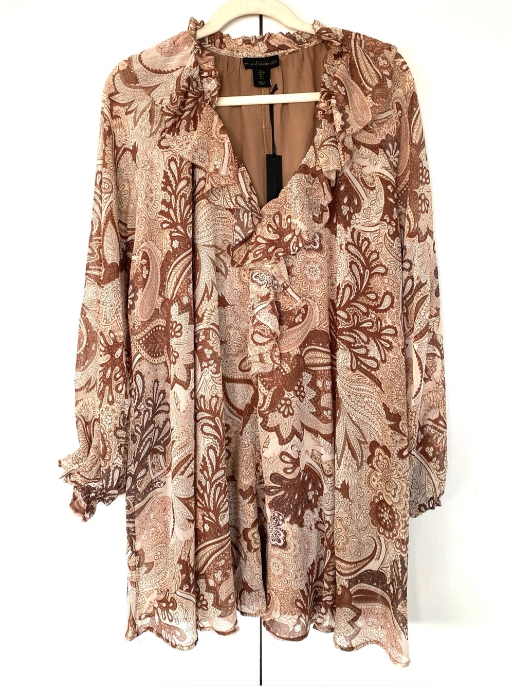 HOUSE OF HARLOW Brown & Cream Paisley Long Sleeve V-neck Mini Dress! (No belt) - Picture 15 of 16